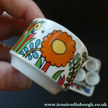 Load image into Gallery viewer, 1960s Villeroy &amp; Boch Set of Six Egg Cugs on Original Stand ACAPULCO
