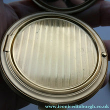Load image into Gallery viewer, Vintage 1960s Powder Compact. Famous London Tourist Sites Unused
