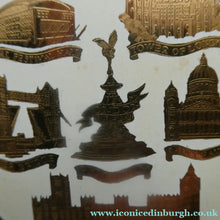 Load image into Gallery viewer, Vintage 1960s Powder Compact. Famous London Tourist Sites Unused
