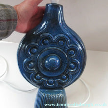 Load image into Gallery viewer, Vintage 1960s Large Modernist Brutalist Ceramic Table Lamp
