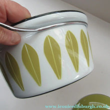 Load image into Gallery viewer, Vintage 1960s Catherineholm Casserole Dish Lotus Pattern
