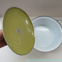 Load image into Gallery viewer, Vintage 1960s Catherineholm Casserole Dish Lotus Pattern

