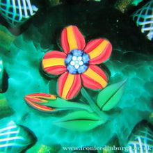 Load image into Gallery viewer, 1960s Paul Ysart Paperweight. Orange Flower with Original Label
