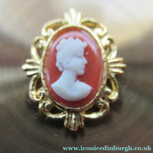 Load image into Gallery viewer, 1960s Gold Tone Margaret Rose Face Powder Compact with Mock Cameo
