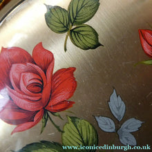 Load image into Gallery viewer, Vintage 1960s POWDER COMPACT with Red Rose and Wee Rose Bud. Gold Tone Background
