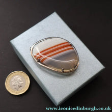 Load image into Gallery viewer, Vintage 1960s Scottish Polished Agate Brooch with Fine 925 Silver Surround
