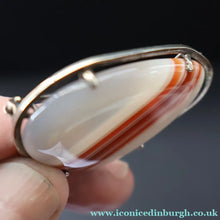 Load image into Gallery viewer, Vintage 1960s Scottish Polished Agate Brooch with Fine 925 Silver Surround
