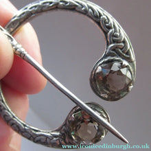 Load image into Gallery viewer, 1960s Glasgow Hallmark Silver Penannular Brooch with Citrines
