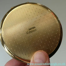 Load image into Gallery viewer, Vintage 1960s Stratton POWDER COMPACT with a Carpet of Flowers and Cerise Pink Background
