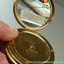 Load image into Gallery viewer, 1960s Stratton POWDER COMPACT with Purple Enamel Background &amp; Posy of Daffodils Design
