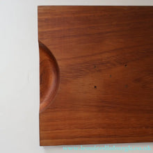 Load image into Gallery viewer, 1960s Vintage WYNCRAFT Cheese or Chopping Board with Two Pilkington Abstract Tiles. Designed by Alan Wallwork (1931 - 2019)
