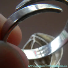 Load image into Gallery viewer, 1960s GERMAN Silver Ring. Possibly designed by Franz Scheurle. UK Size S
