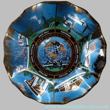 Load image into Gallery viewer, 1964 NEW YORK World Fair Commemorative Glass Plate with Images from the Exhibition. 7 Inches
