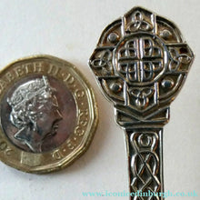 Load image into Gallery viewer, Vintage Lindisfarne CELTIC Design SOLID SILVER Cake Slice by Cooper Brothers &amp; Sons Ltd. Hallmarked 1968
