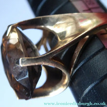 Load image into Gallery viewer, vintage 1970s 9ct gold Ring with Quartz Stone
