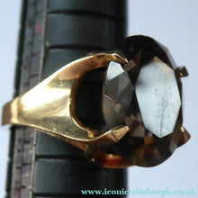 Load image into Gallery viewer, vintage 1970s 9ct gold Ring with Quartz Stone
