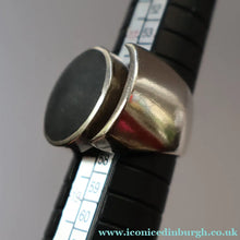 Load image into Gallery viewer, Stylist 1970s Brutalist HALLMARKED Silver Ring by Ralph Weston for Cado Designs. UK Size O
