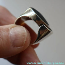 Load image into Gallery viewer, Stylist 1970s Brutalist HALLMARKED Silver Ring by Ralph Weston for Cado Designs. UK Size O
