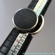 Load image into Gallery viewer, Stylist 1970s Brutalist HALLMARKED Silver Ring by Ralph Weston for Cado Designs. UK Size O
