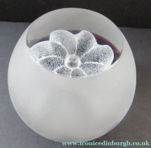 Load image into Gallery viewer, Caithness Paperweight by Colin Terris 1979 Ice Blossom
