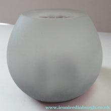 Load image into Gallery viewer, Caithness Paperweight by Colin Terris 1979 Ice Blossom

