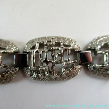 Load image into Gallery viewer, 1960s Silver Colour Brutalist Design Bracelet Vintage Costume Jewellery
