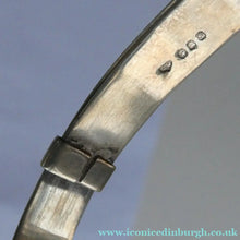 Load image into Gallery viewer, Vintage 1970s Hallmarked Silver Bracelet / Bangle with Greek Key Patter. Expanding Fitting
