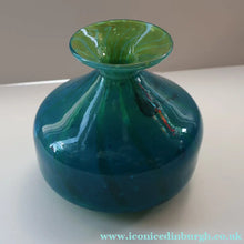 Load image into Gallery viewer, 1970s Mdina Glass Vase (Ming Pattern). Squat shape with flared neck. Signed - European Glass
