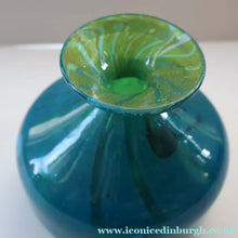 Load image into Gallery viewer, 1970s Mdina Glass Vase (Ming Pattern). Squat shape with flared neck. Signed - European Glass
