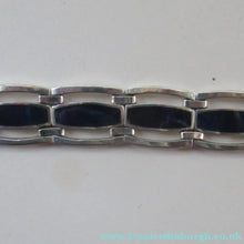 Load image into Gallery viewer, 1970s 950 Mexican Taxco Silver Link Bracelet with Onyx Panels 
