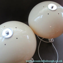 Load image into Gallery viewer, 1970s Vintage Italian Prova Table Lamp with Cream Plastic Mushroom Shade
