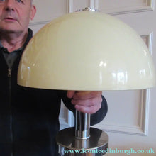 Load image into Gallery viewer, 1970s Vintage Italian Prova Table Lamp with Cream Plastic Mushroom Shade
