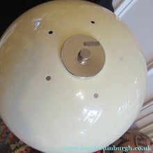 Load image into Gallery viewer, 1970s Vintage Italian Prova Table Lamp with Cream Plastic Mushroom Shade
