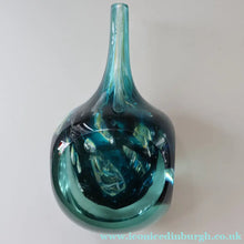 Load image into Gallery viewer, 1970s Mdina Glass FACETED CUBE VASE. Signed by Eric Dobson 1976
