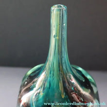 Load image into Gallery viewer, 1970s Mdina Glass FACETED CUBE VASE. Signed by Eric Dobson 1976
