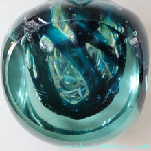 Load image into Gallery viewer, 1970s Mdina Glass FACETED CUBE VASE. Signed by Eric Dobson 1976
