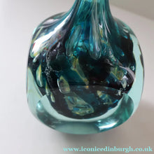 Load image into Gallery viewer, 1970s Mdina Glass FACETED CUBE VASE. Signed by Eric Dobson 1976
