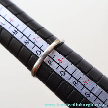 Load image into Gallery viewer, Vintage 1975 EDINBURGH Hallmarked Delicate Silver &amp; Blue Lace Agate Ring.  Size O+

