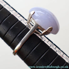 Load image into Gallery viewer, Vintage 1975 EDINBURGH Hallmarked Delicate Silver &amp; Blue Lace Agate Ring.  Size O+
