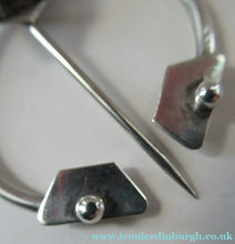 Load image into Gallery viewer, Vintage 1960s 1970s Scottish Silver Penannular Cloak Clasp
