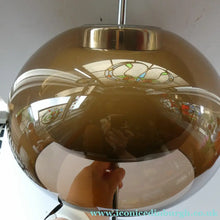 Load image into Gallery viewer, 1970s Space Age GUZZINI STYLE Table Lamp with Double Skinned Ball Shade  (A)
