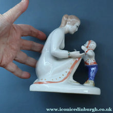 Load image into Gallery viewer, UKRAINIAN CERAMICS. Rare 1970s Porcelain Figurine of a Mother and Child Entitled "First Steps"

