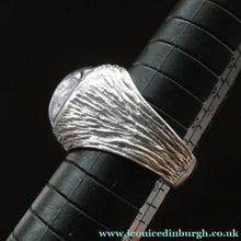 Load image into Gallery viewer, 1975 SCOTTISH Hallmarked Solid Silver &amp; Millefiori CAITHNESS GLASS Large Ring (Size R)
