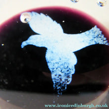 Load image into Gallery viewer, 1978 Colin Terris Scottish Caithness Papereight Aquilia Bird
