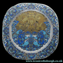 Load image into Gallery viewer, 1979 Bjorn Wiinblad Glass Christmas Plate Rosenthal The Holy Family

