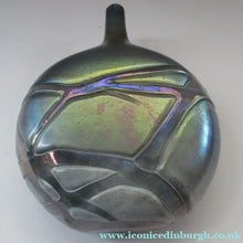 Load image into Gallery viewer, 1980s Maltese Phoenician Glass Lollipop Vase
