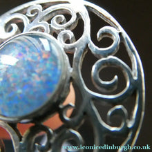 Load image into Gallery viewer, Stylish Vintage Scottish Silver Pendant with Opal Style Inclusion. 1980s Edinburgh Hallmark - Vintage Handbag
