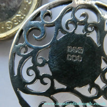 Load image into Gallery viewer, Vintage Scottish Silver Pendant 1989 Edinburgh Hallmark
