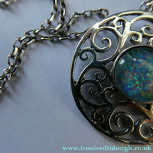 Load image into Gallery viewer, Vintage Scottish Silver Pendant 1989 Edinburgh Hallmark
