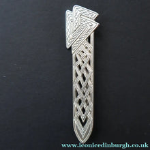 Load image into Gallery viewer, Vintage SHETLAND SILVER Decorative Kilt Pin Style Brooch. Hallmarked Edinburgh 19

